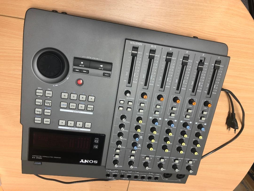 Sony MDMX4 Minidisc Multitrack Recorder 150 EUR Gebrauchte